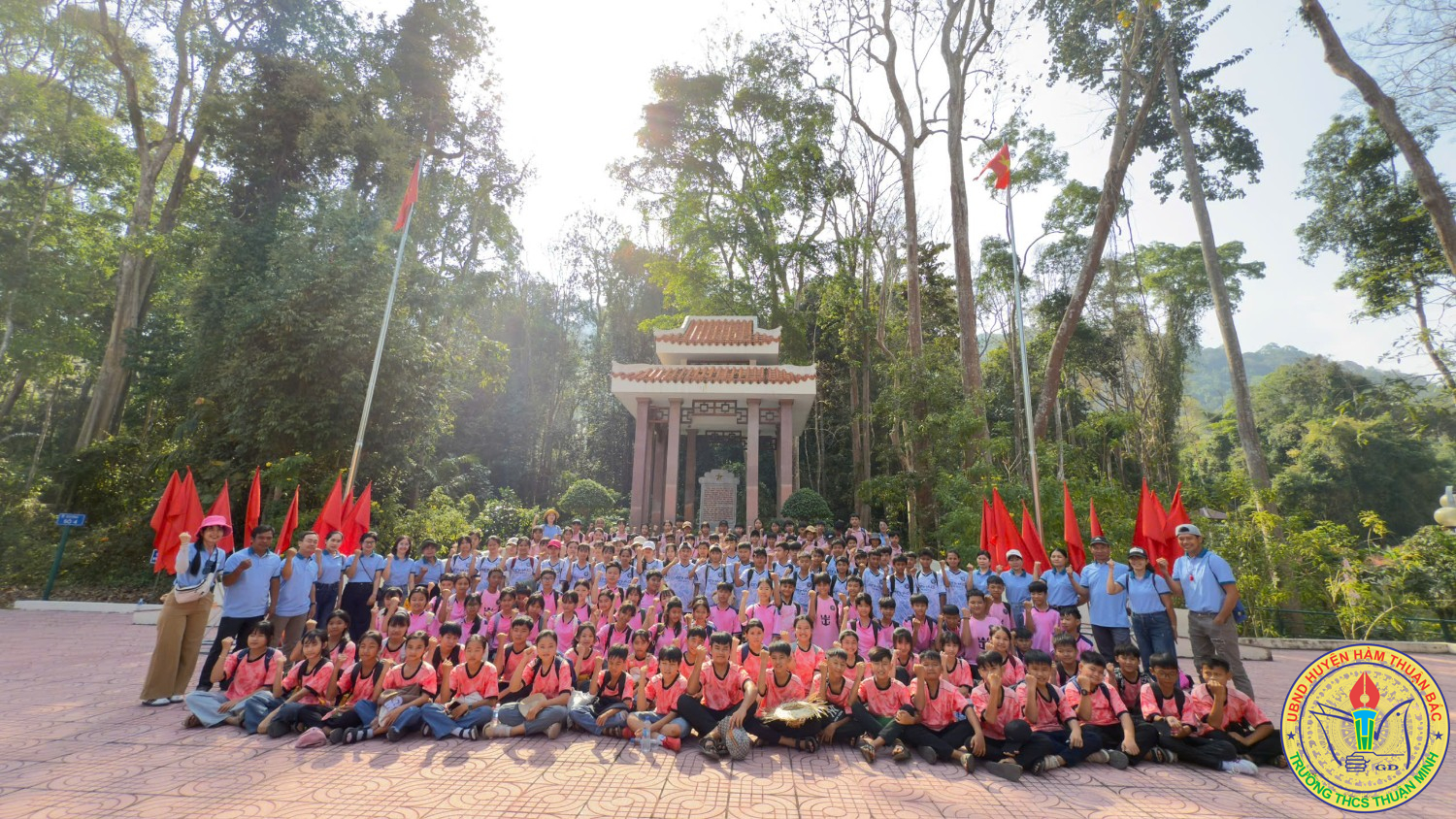 Hanh-trinh-ve-nguon-2.jpg
